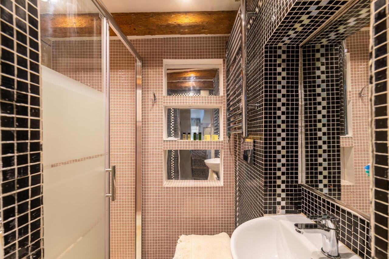 Ln Luxe Apartment Venice Canal View Kültér fotó